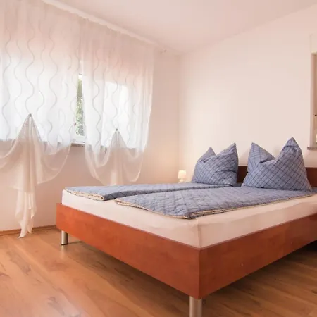 Fuer 3 Personen Ca 35 Qm In Fazana, Istrien Istrische Riviera Valbandon
