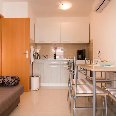 Fuer 3 Personen Ca 35 Qm In Fazana, Istrien Istrische Riviera